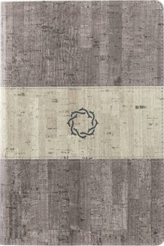 9781430082699 Essential Teen Study Bible